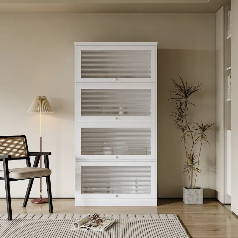 Moderner Büroschrank mit Glastüren